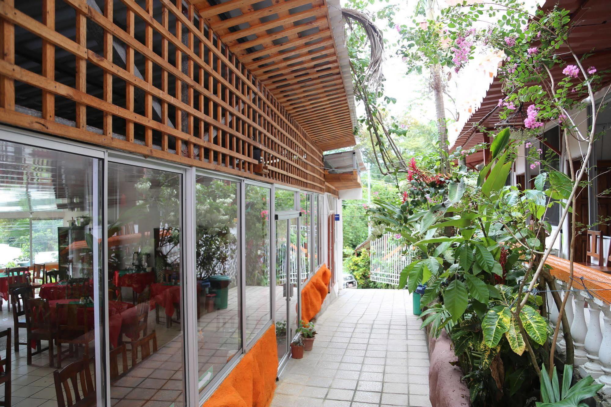 Hotel Coco Beach Manuel Antonio Exteriér fotografie