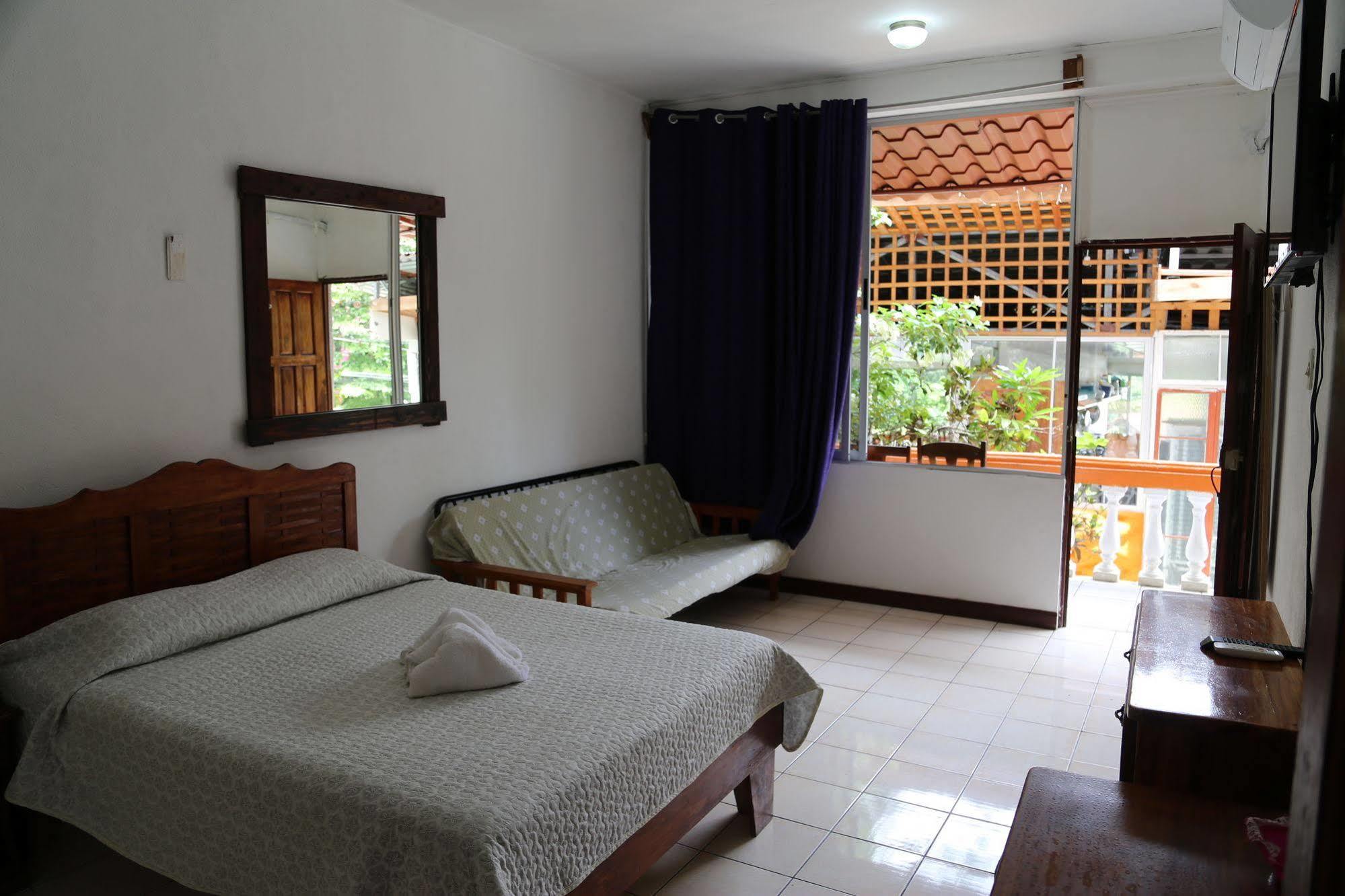 Hotel Coco Beach Manuel Antonio Exteriér fotografie